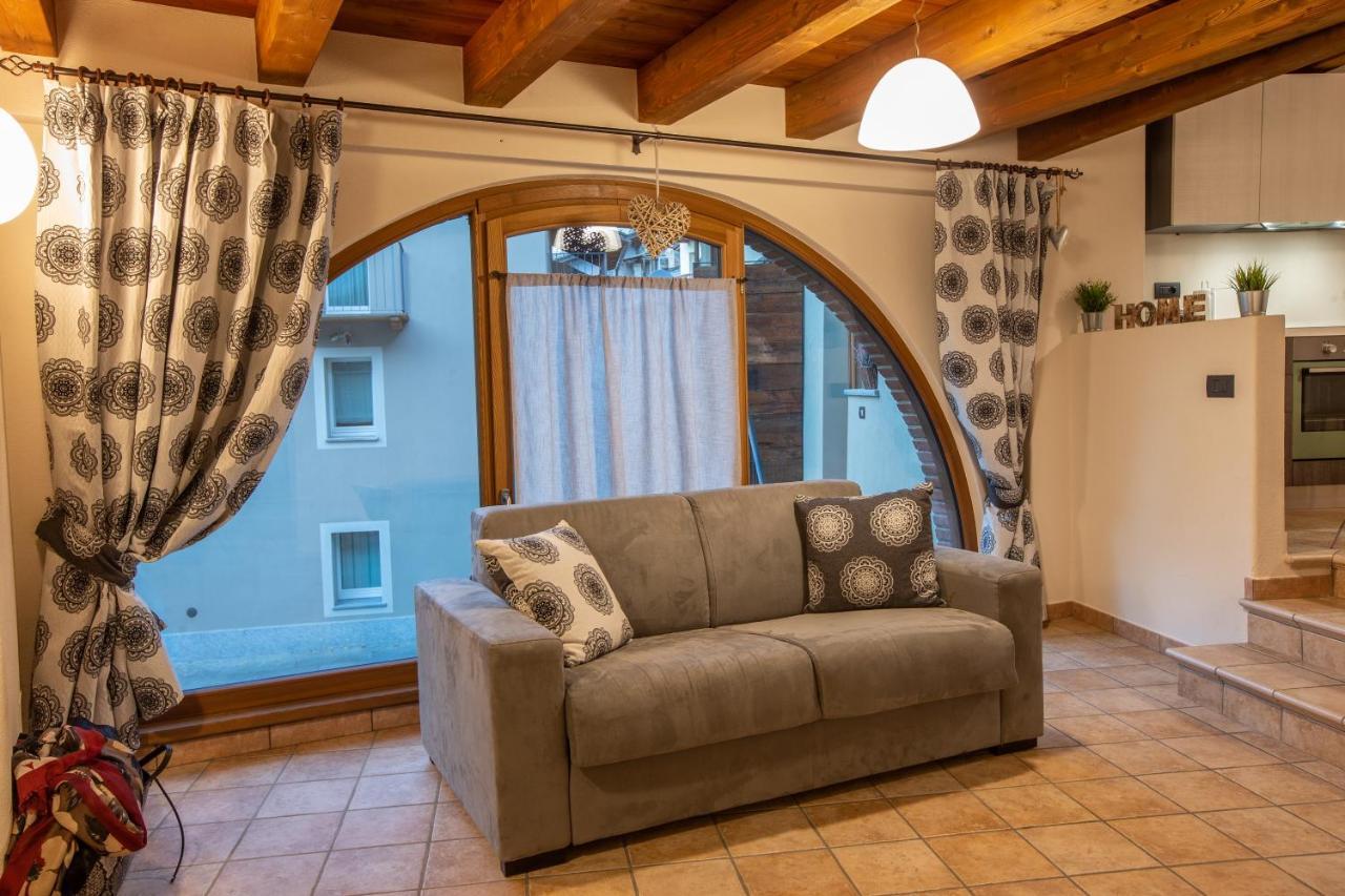 L'Atelier Du Temps - Les Greniers Appartements Aosta Exteriér fotografie