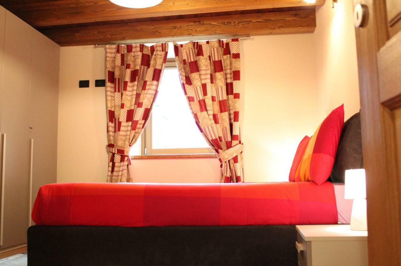 L'Atelier Du Temps - Les Greniers Appartements Aosta Exteriér fotografie
